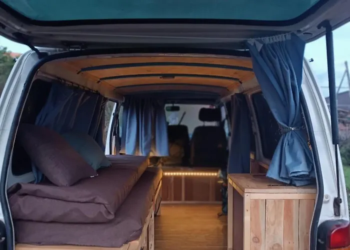 营地 Campervan To Rent For Over 25 Years Old
